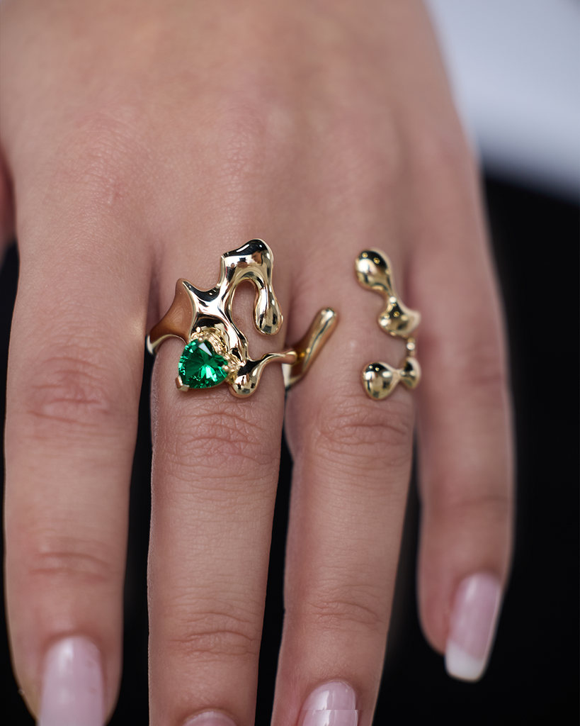 10K Gold Sedona Ring w Emerald