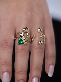 10K Gold Sedona Ring w Emerald