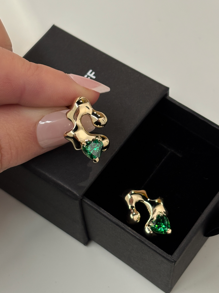 10K Gold Puddle Studs