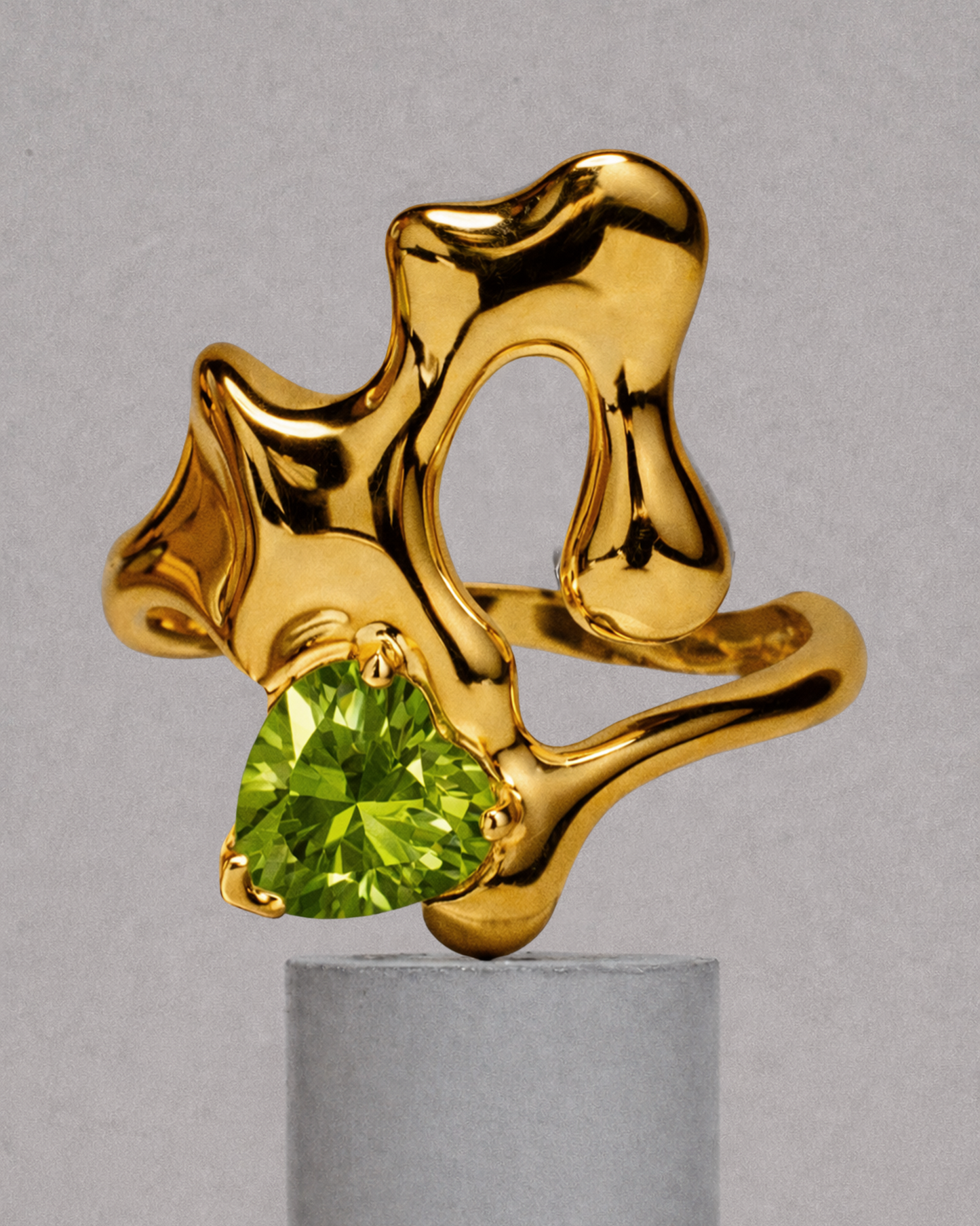 Peridot Ring / 18k Gold Vermeil