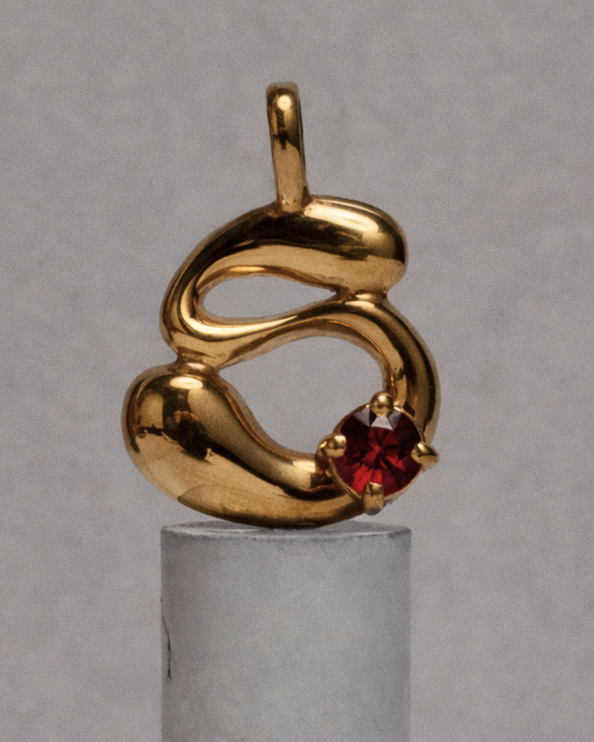 Garnet Necklace / 18K Gold Vermeil