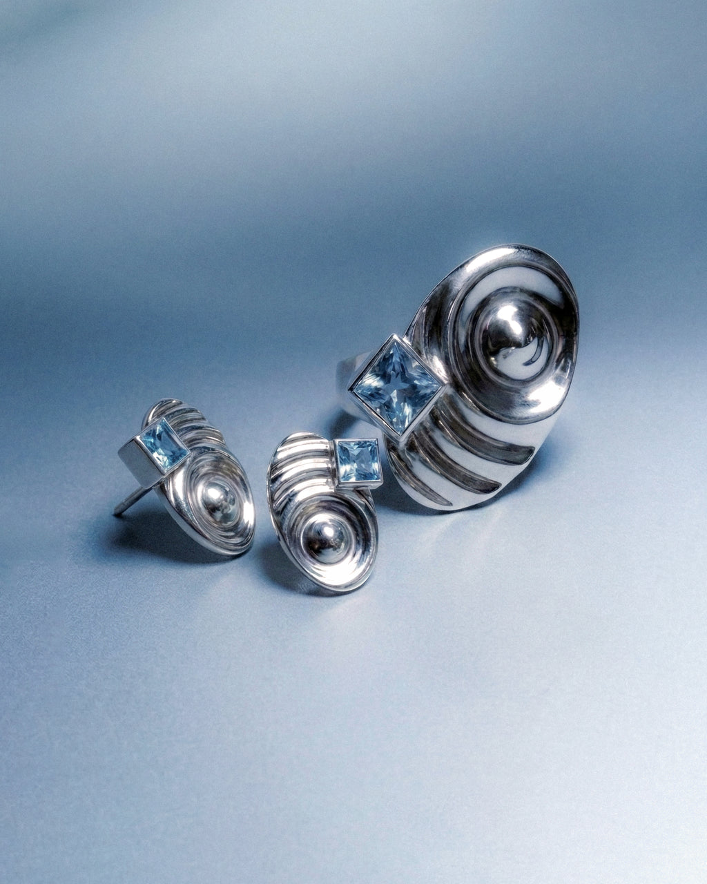 Oval Ring