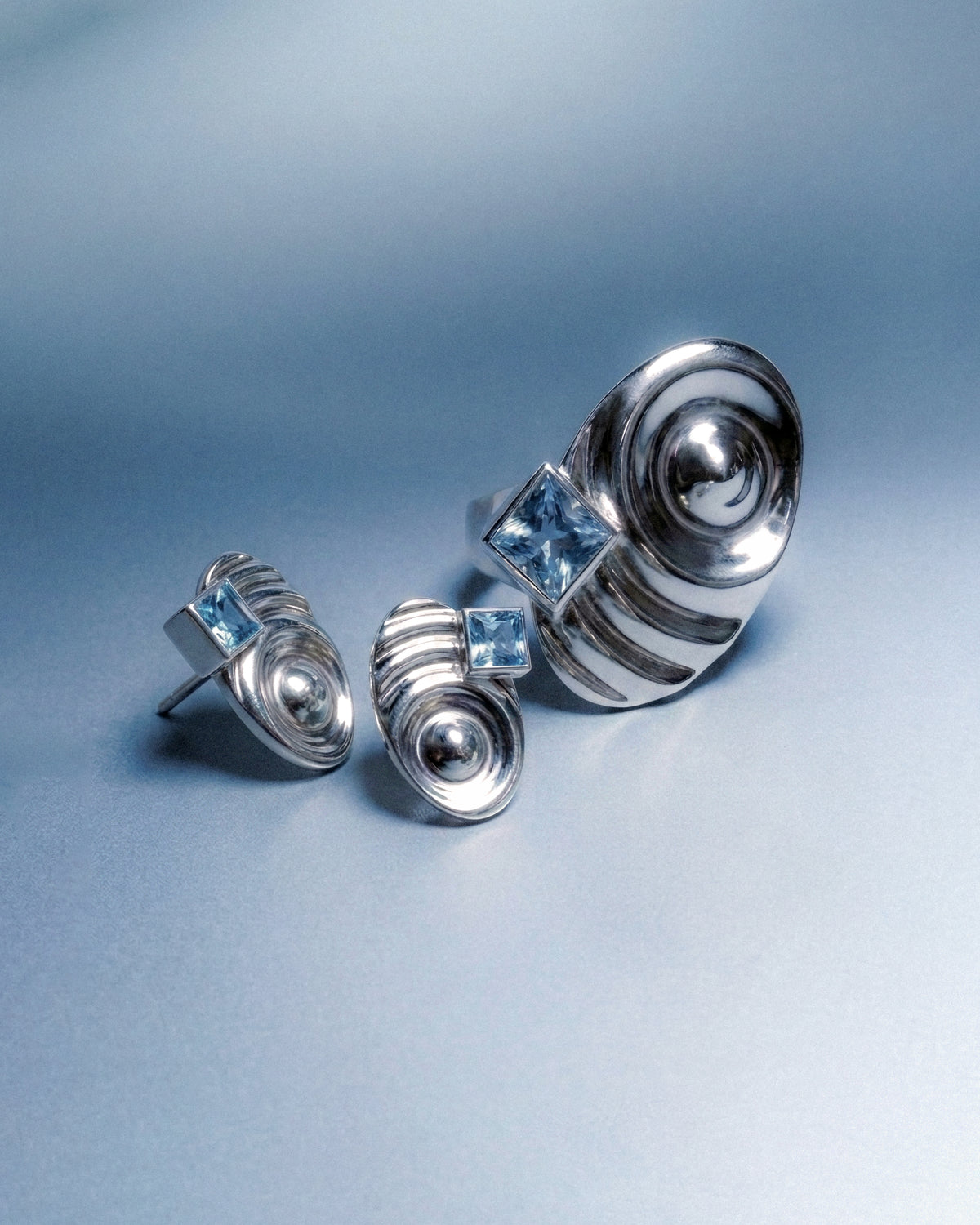Oval Ring