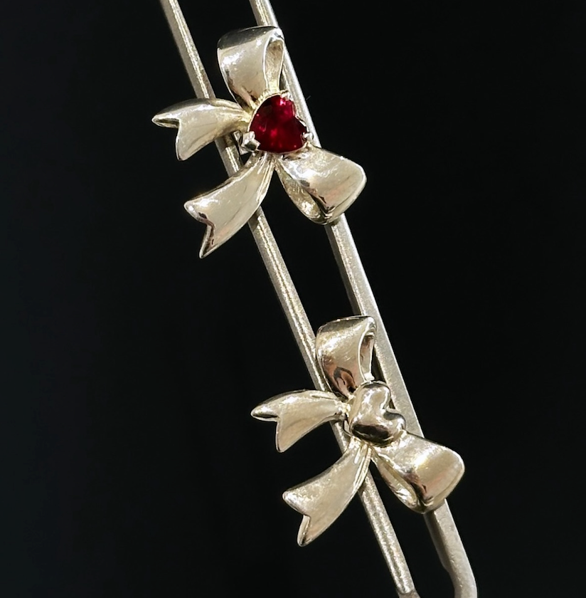 Bow Earring