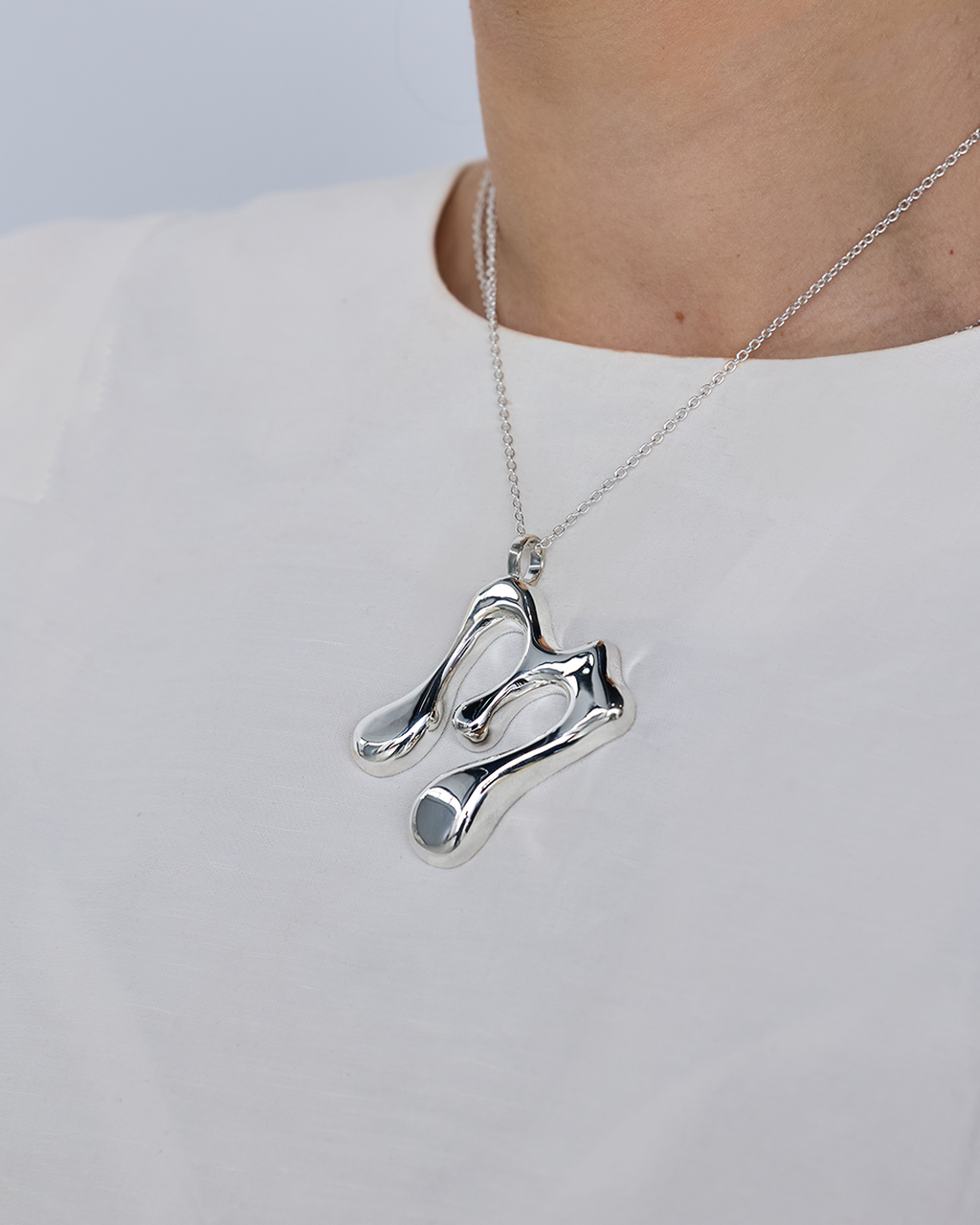 XL LETTER NECKLACE
