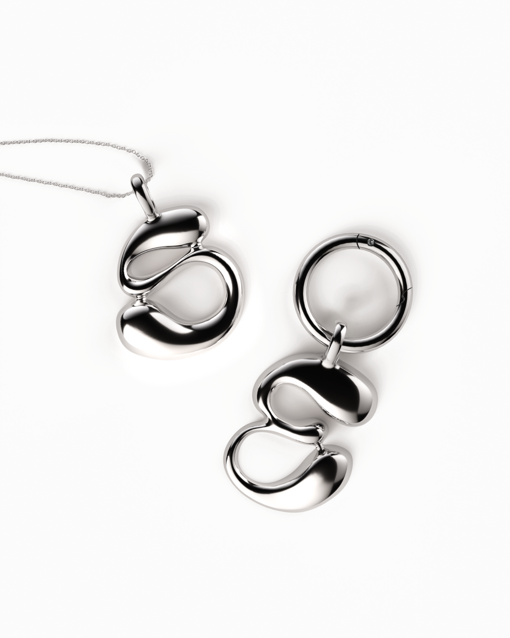 XL LETTER NECKLACE