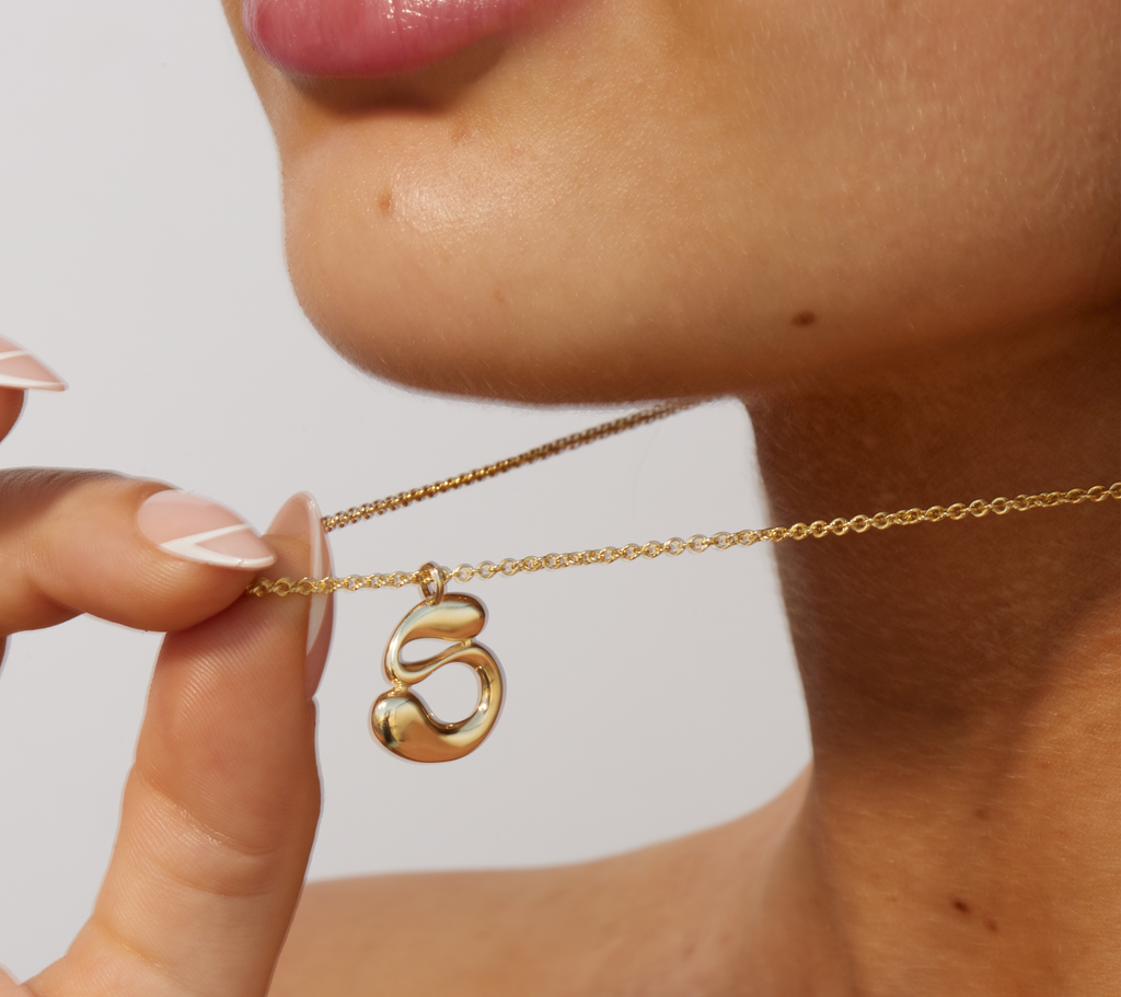 10K Gold Say My Name Necklace "A-Z"