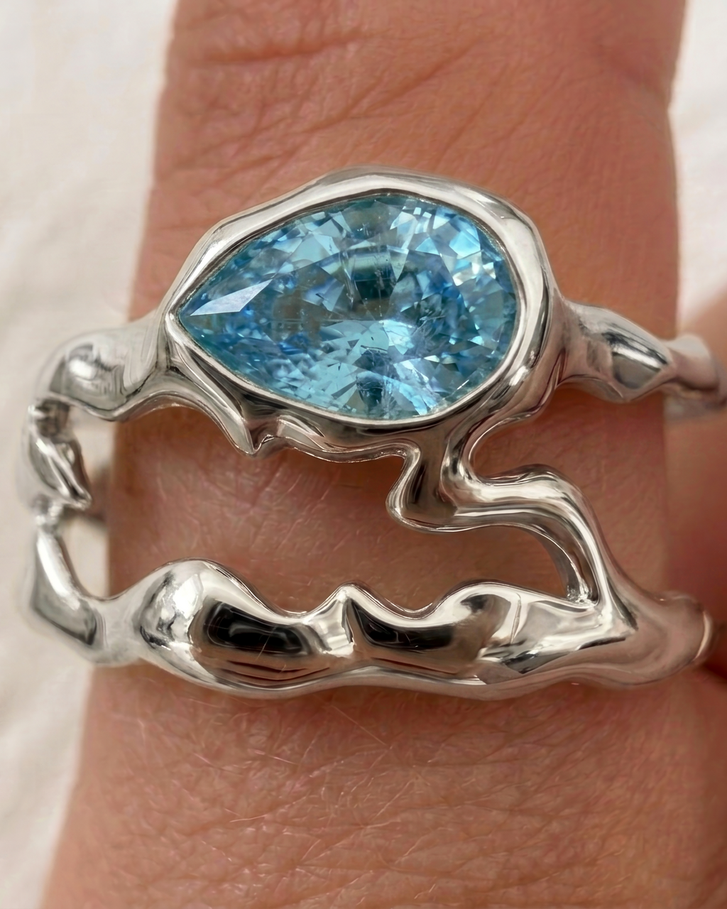 Gen 5 Blue Teardrop Tech Ring Cover