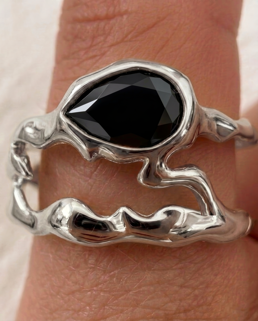 Gen 5 Onyx Teardrop Tech Ring Cover